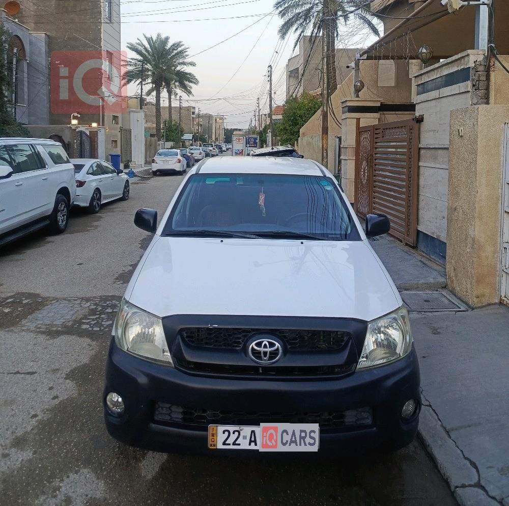 تويوتا هايلوكس